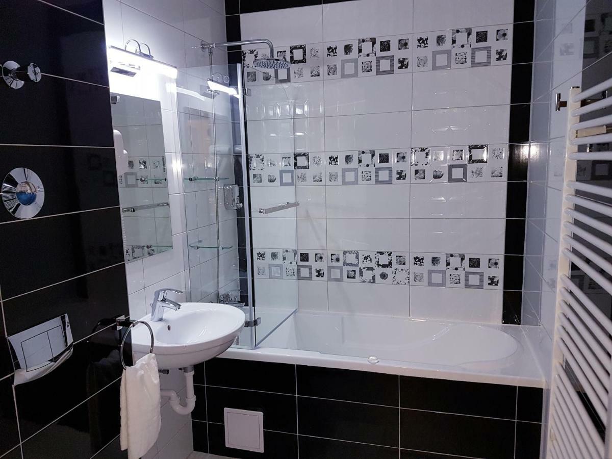 Dream Apartment Brasov - West Εξωτερικό φωτογραφία
